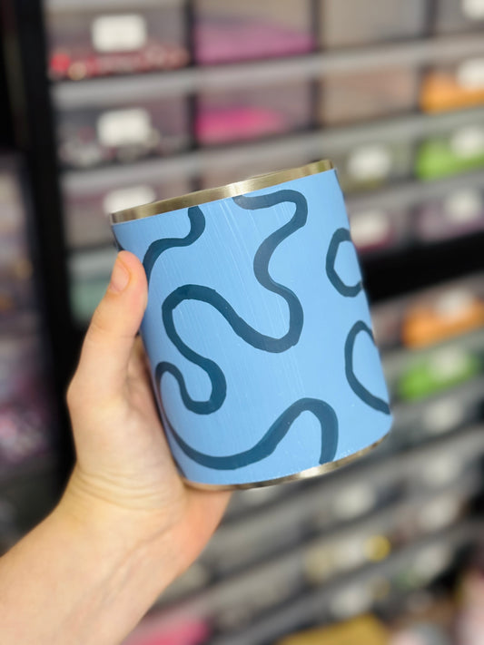 Blue Squiggles 12 oz. Shorty